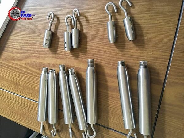 Tăng đơ ống inox
