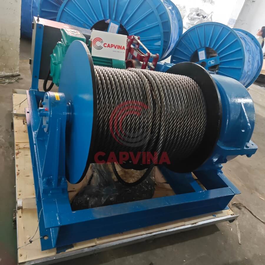 hệ thống tời neo biển